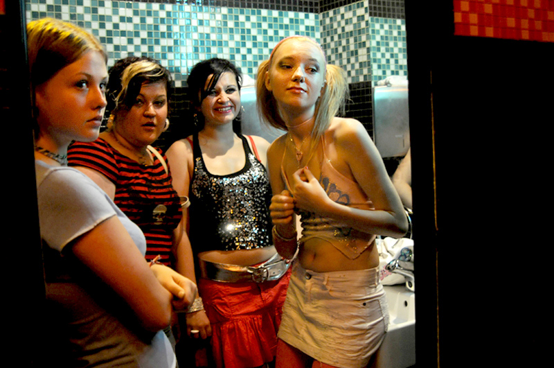 Mall Girls (2009)