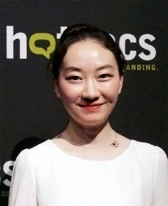 Evita Yuepu Zhou